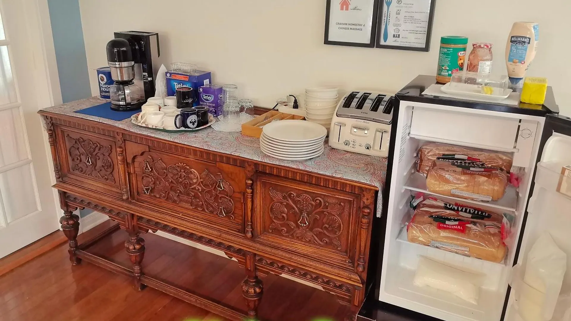 Graham Homestay Ottawa Canada